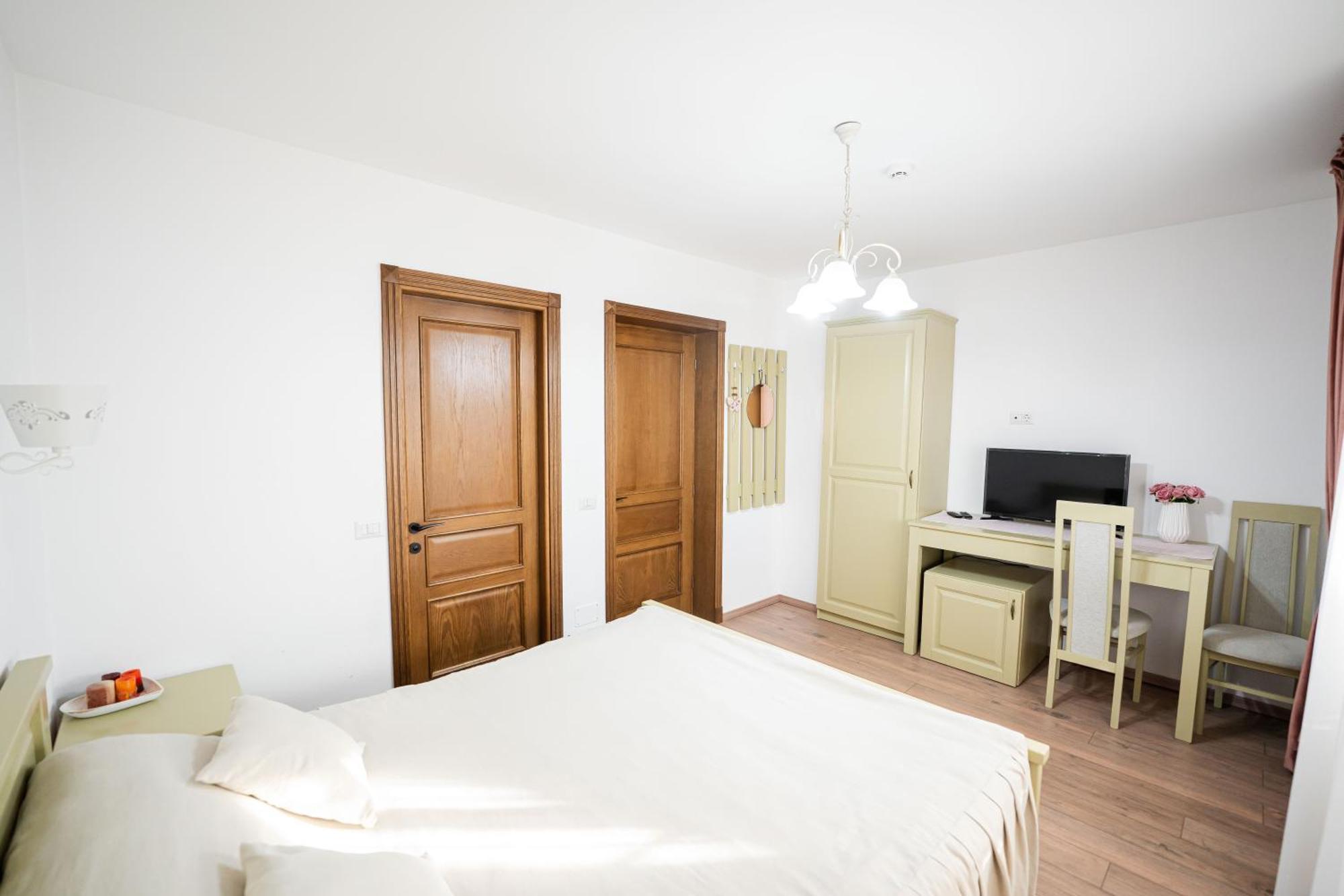Готель Casa Andra Siret Екстер'єр фото
