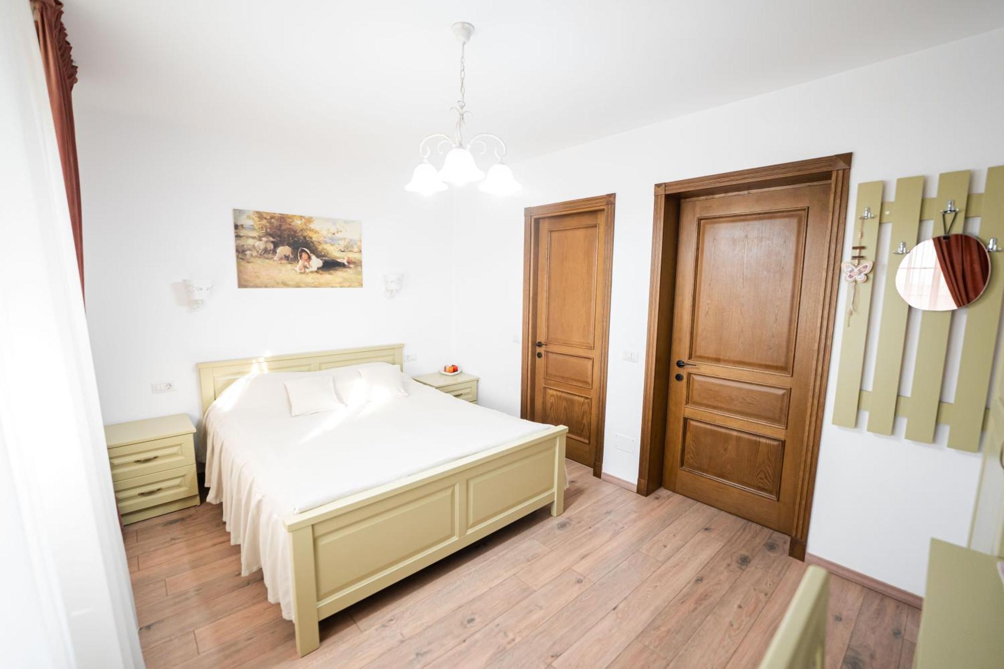 Готель Casa Andra Siret Екстер'єр фото