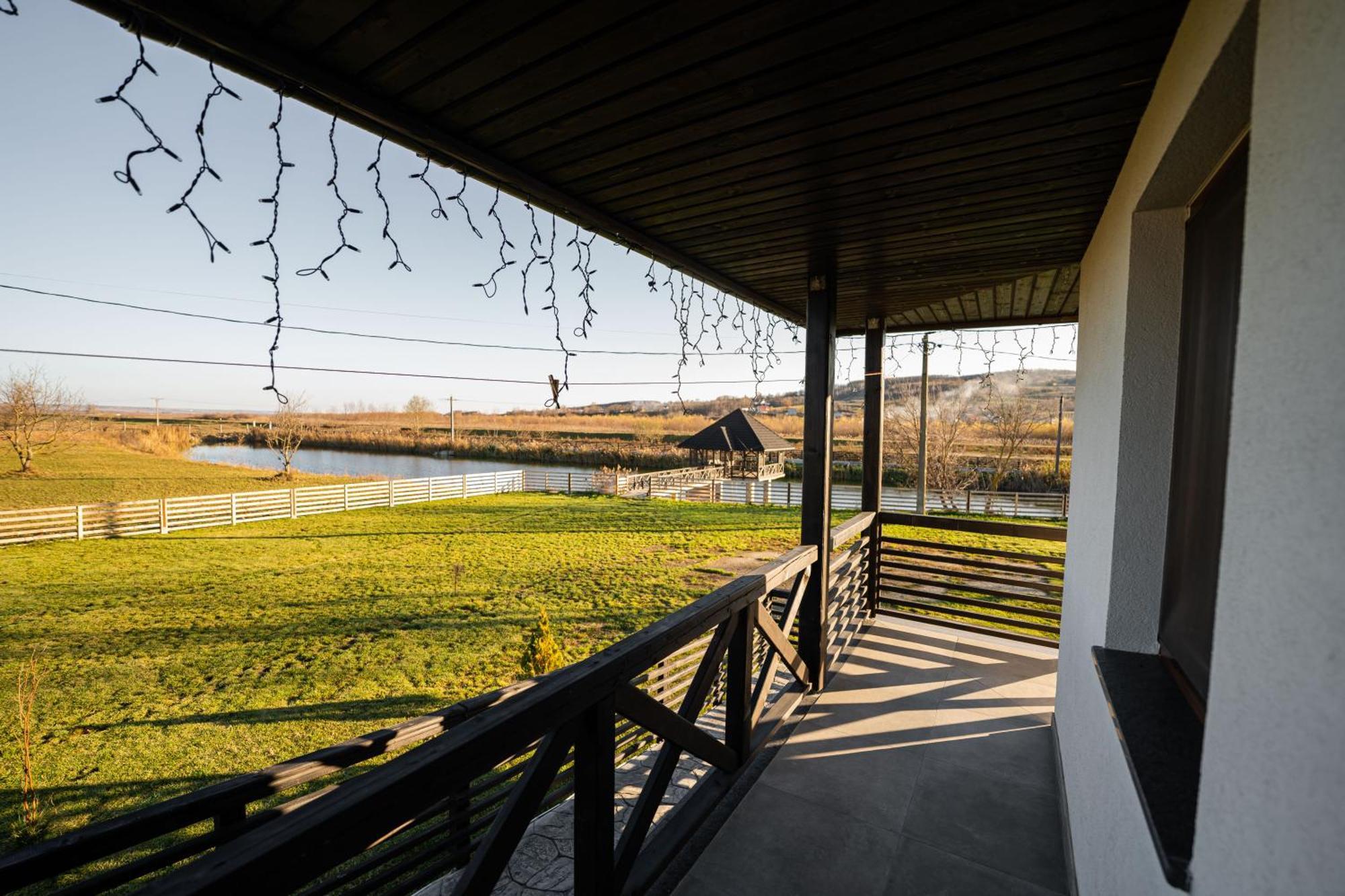 Готель Casa Andra Siret Екстер'єр фото