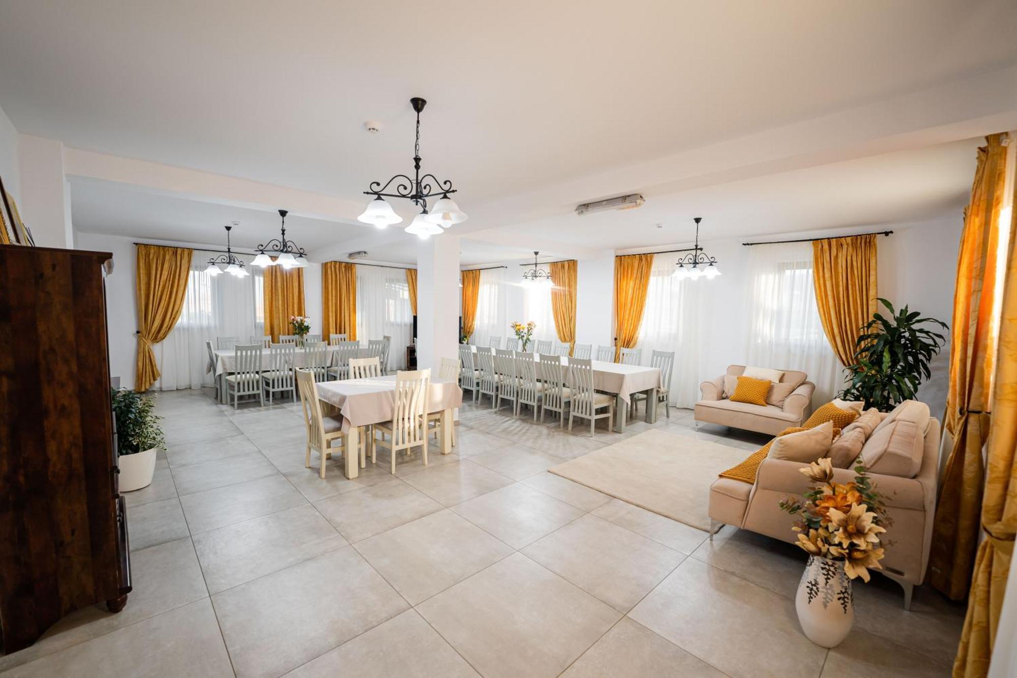 Готель Casa Andra Siret Екстер'єр фото